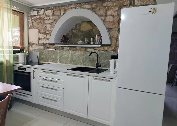 Balinovaca * Skradin